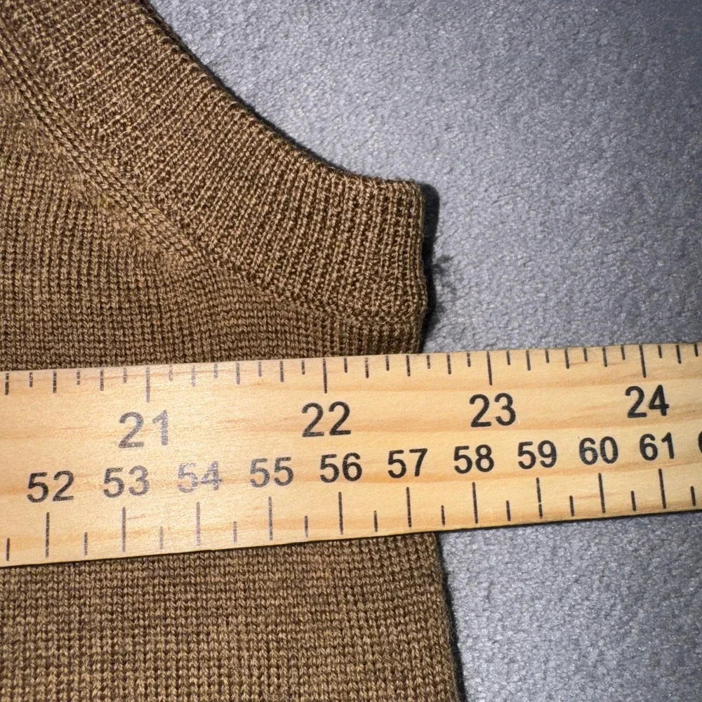 Brooks Brothers 346 Mens Large Brown 100% Merino Wool V-Neck Sweater Vest